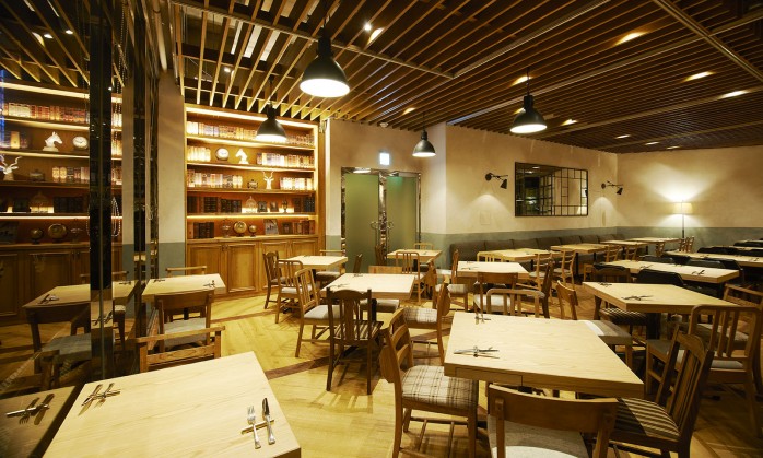 bottega 柏店の店内